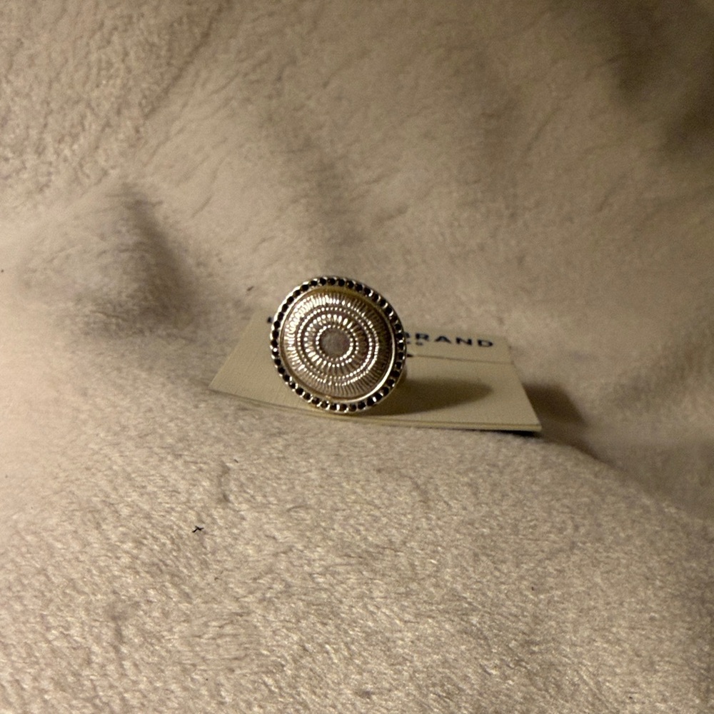 Medallion Ring